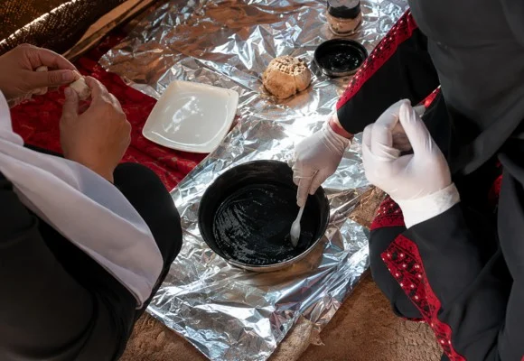 Arab Kohl Making (Traditional Eyeliner)